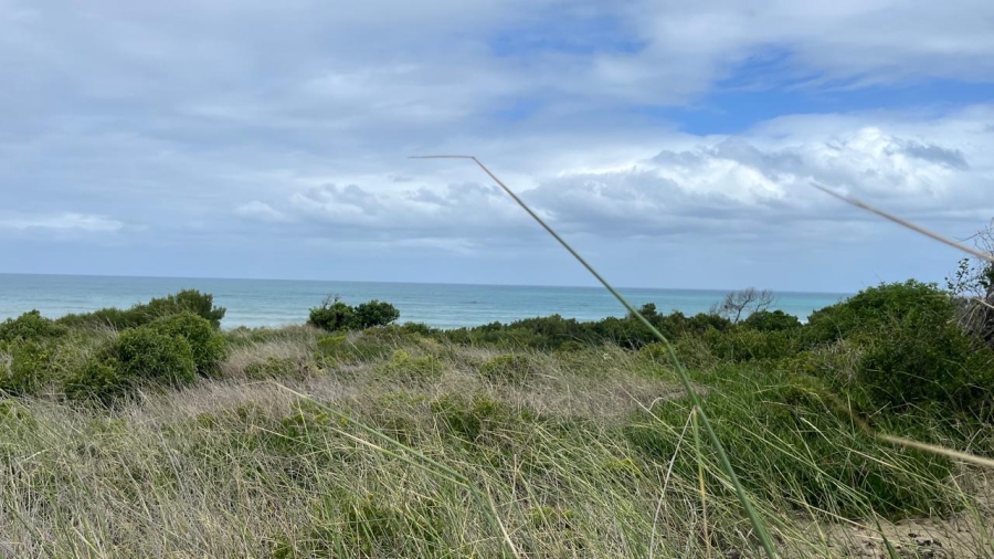 Commercial Property for Sale in Paradise Beach Eastern Cape